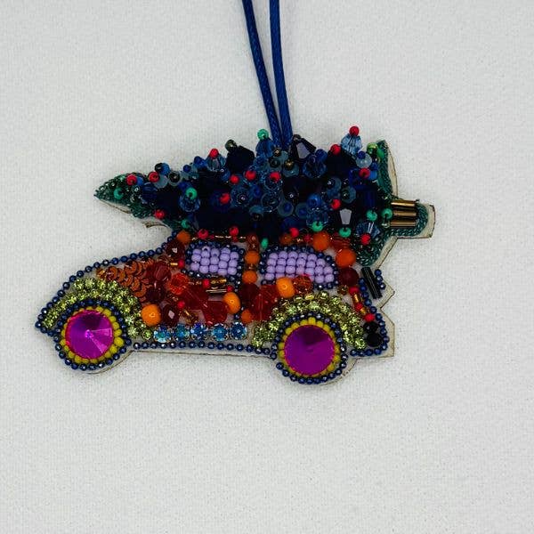 3-D groovy Beetle ornament with tree